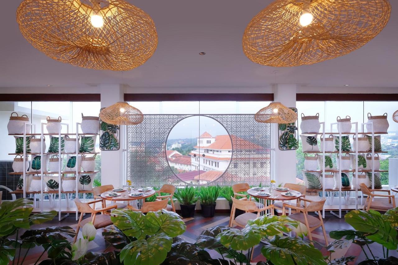 三宝垄魏玛丽翁酒店 外观 照片